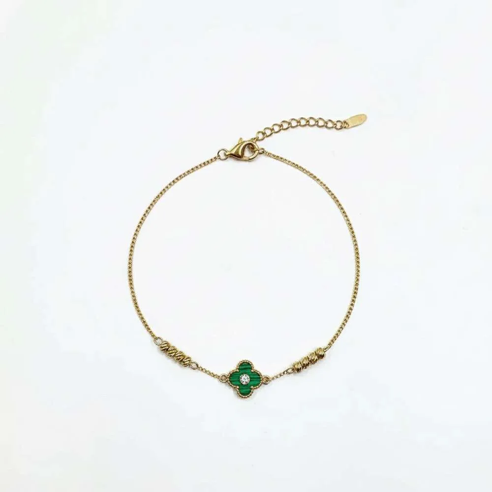 πράσινο clover χρυσό