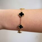 Clover μαύρο χρυσό μεγάλο βραχιόλι
